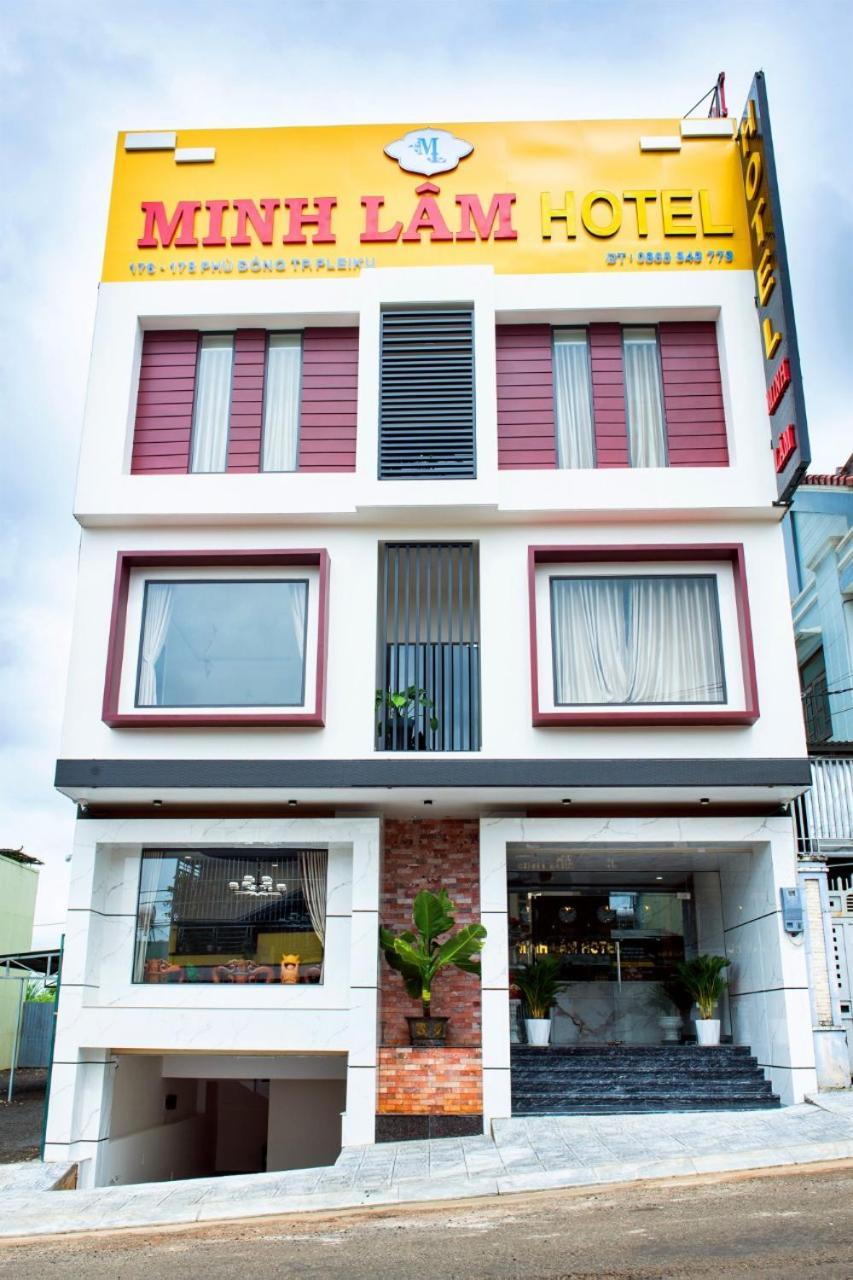 Minh Lam Hotel Плей Ку Екстериор снимка